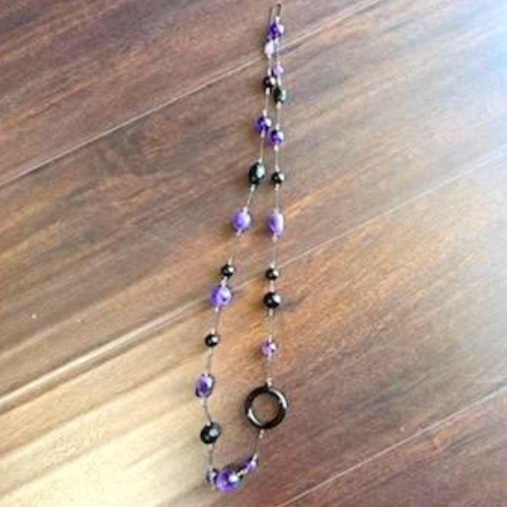 Purple Amethyst & Black Onyx necklace - about 15.5 inches long